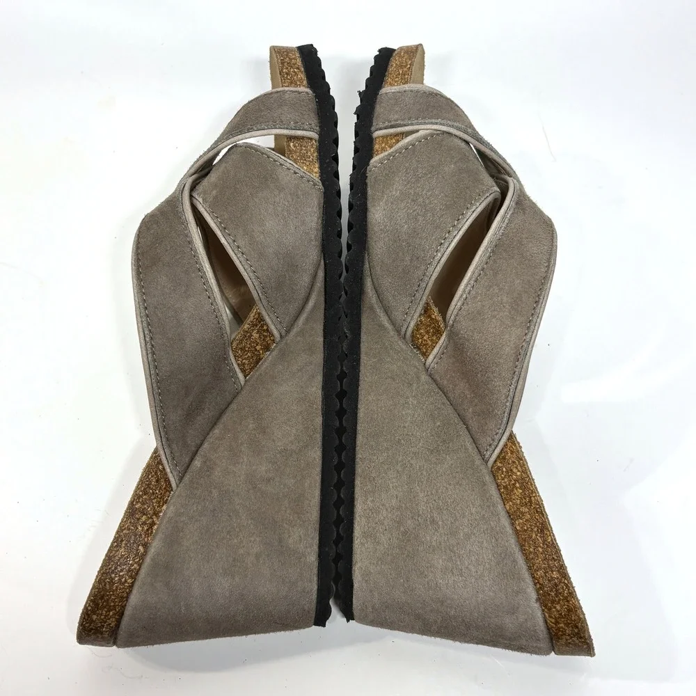 Cordani Woman 38 Avery Suede Wedge Cross Strap Sandals Made in Italy Taupe‎